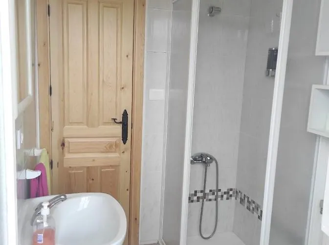 Casa Familiar Con Privada * Viveiro